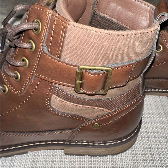 Steve Madden 11 Teetr Men’s Brown Lace up Buckle Detail Faux Leather Ankle Boots
